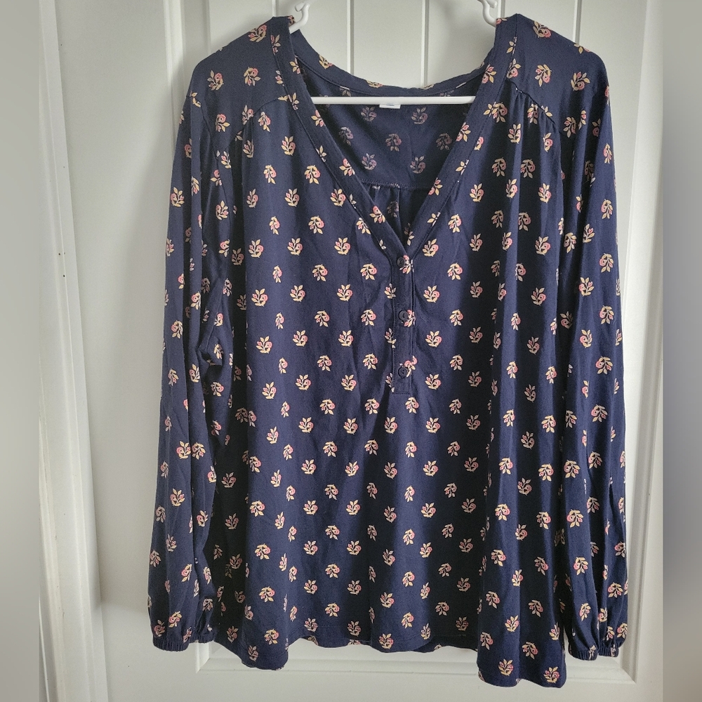 Old Navy Long Sleeve Floral Light Weight Blouse Size XXL ❤️